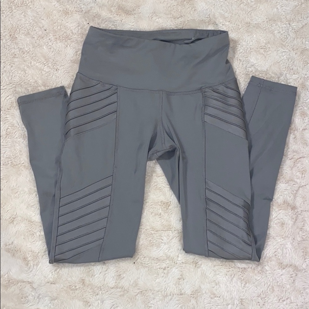 NWOT Old Navy Active leggings🖤